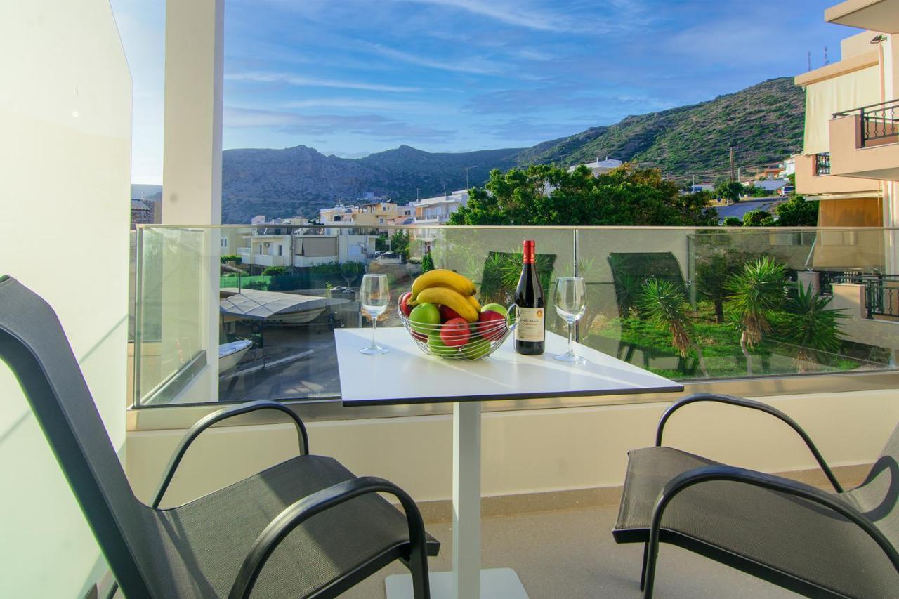 Vakakis Family Luxury Studios 2 Palaiochora Exterior foto
